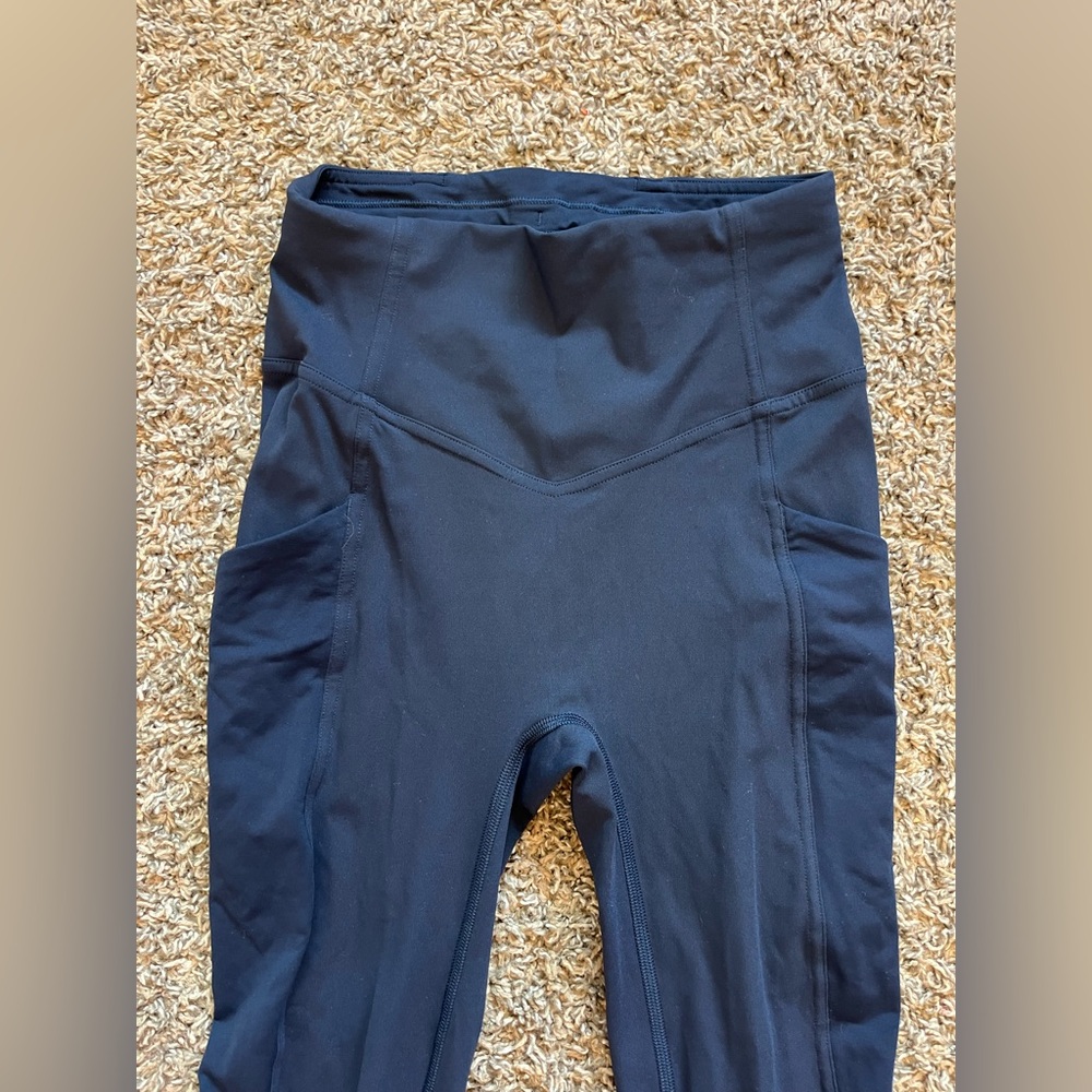 Lululemon Fast Free High-Rise Crop II 23" Leggings, Size 2, True Navy Blue - Picture 3 of 8